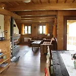 Drevenica Cakanka A Drevenica Nezabudka Horská chata Terchová