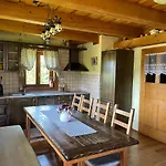 Drevenica Cakanka A Drevenica Nezabudka Horská chata Terchová