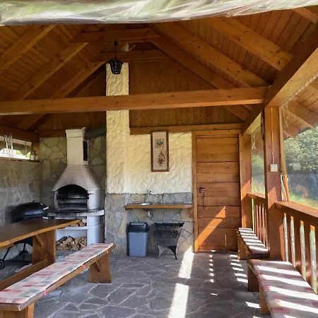 Drevenica Cakanka A Drevenica Nezabudka *