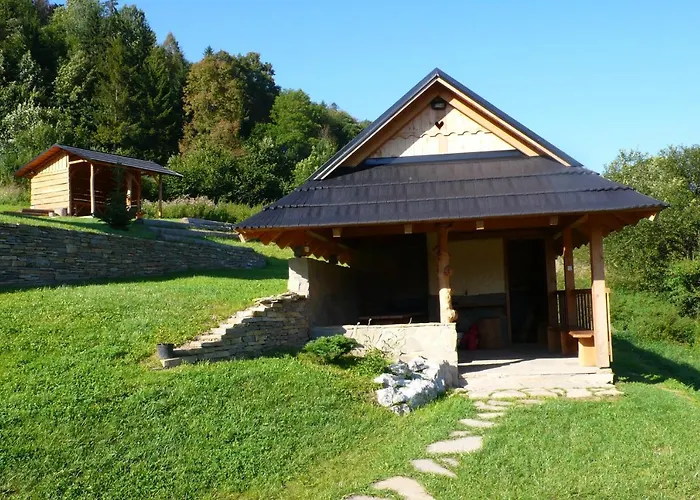 Drevenica Cakanka A Drevenica Nezabudka * Terchová